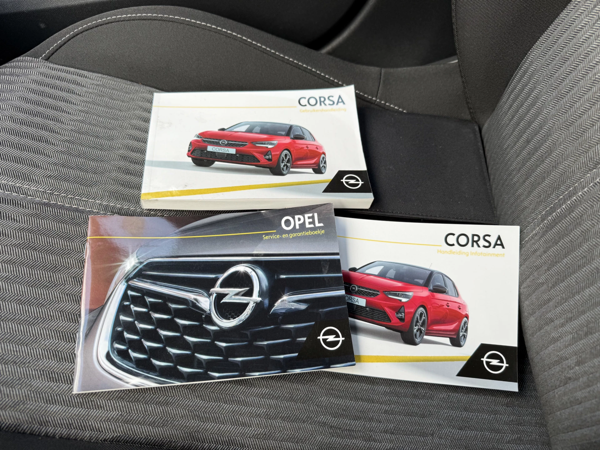 Hoofdafbeelding Opel Corsa
