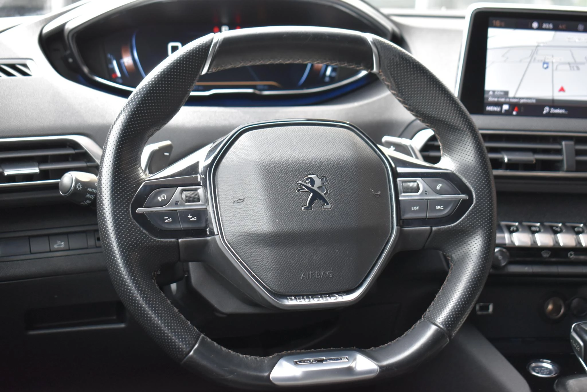 Hoofdafbeelding Peugeot 5008