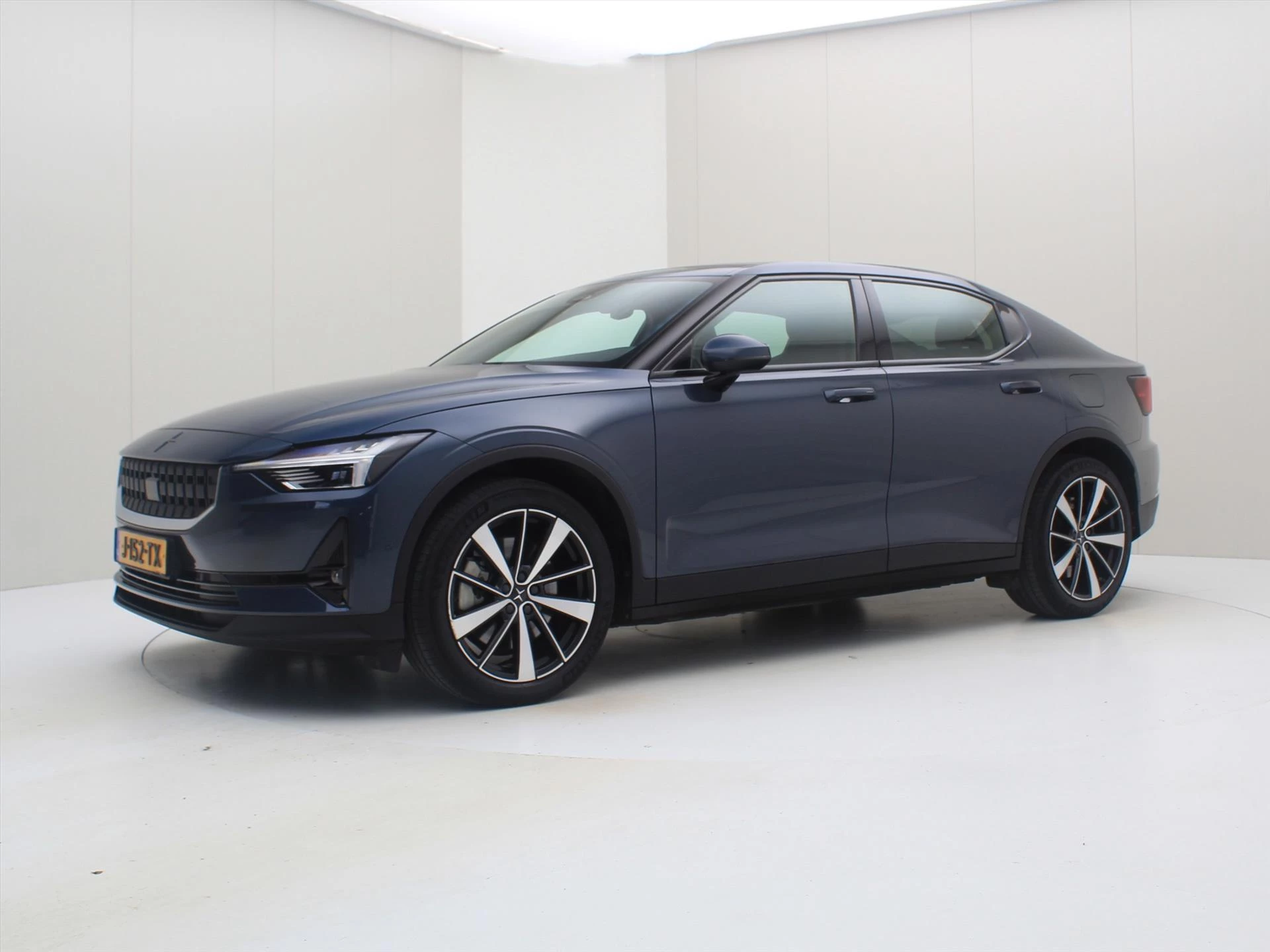 Hoofdafbeelding Polestar 2
