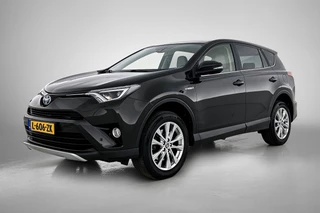 Hoofdafbeelding Toyota RAV4 Toyota RAV4 2.5 Hybrid Style(Zeer Goed OnderH, Navi, Stoel/stuur Verwarming, Camera, Parkeersensoren, Etc)