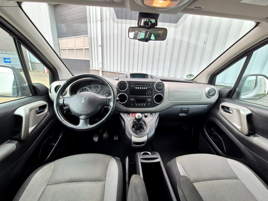 Hoofdafbeelding Peugeot Partner