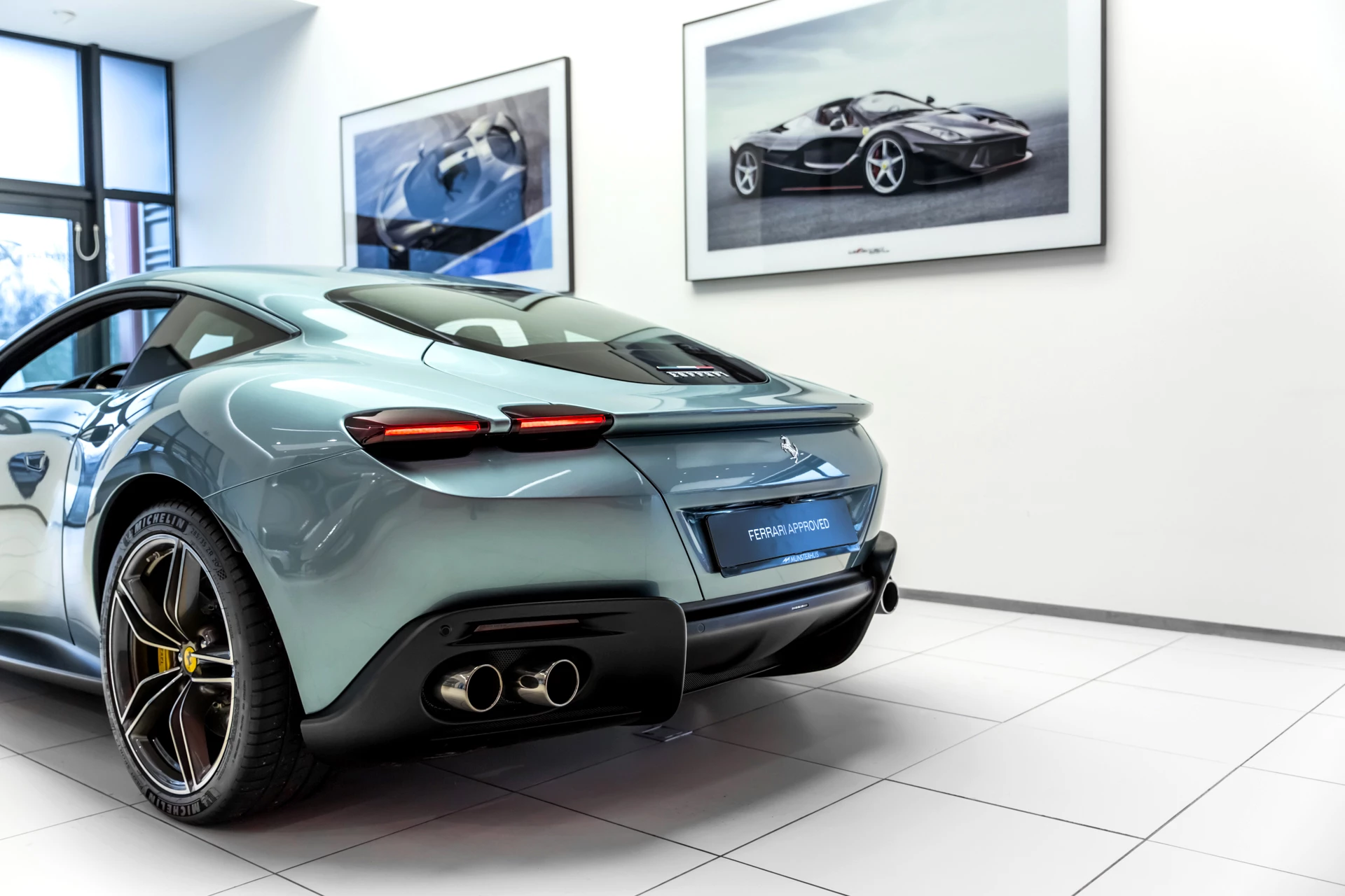 Hoofdafbeelding Ferrari Roma