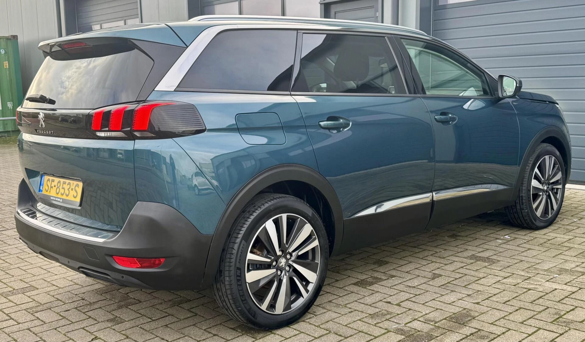 Hoofdafbeelding Peugeot 5008