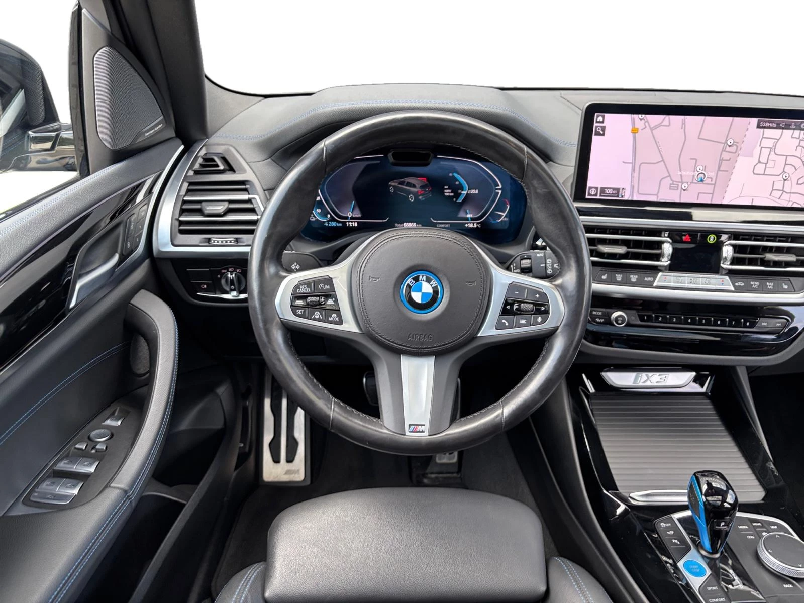 Hoofdafbeelding BMW iX3