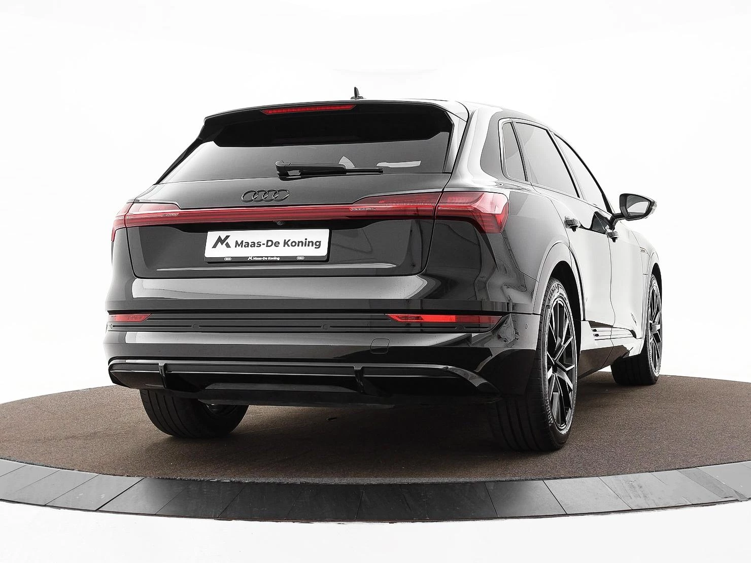 Hoofdafbeelding Audi e-tron