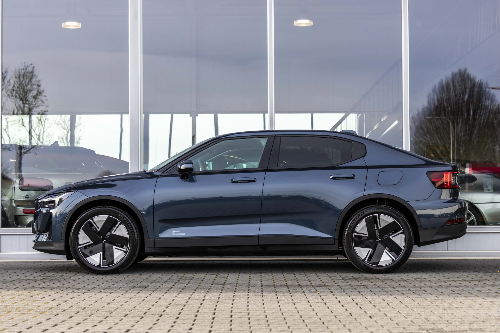 Hoofdafbeelding Polestar 2