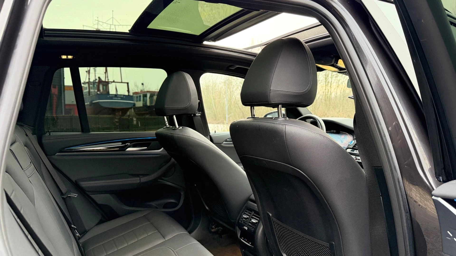 Hoofdafbeelding BMW iX3