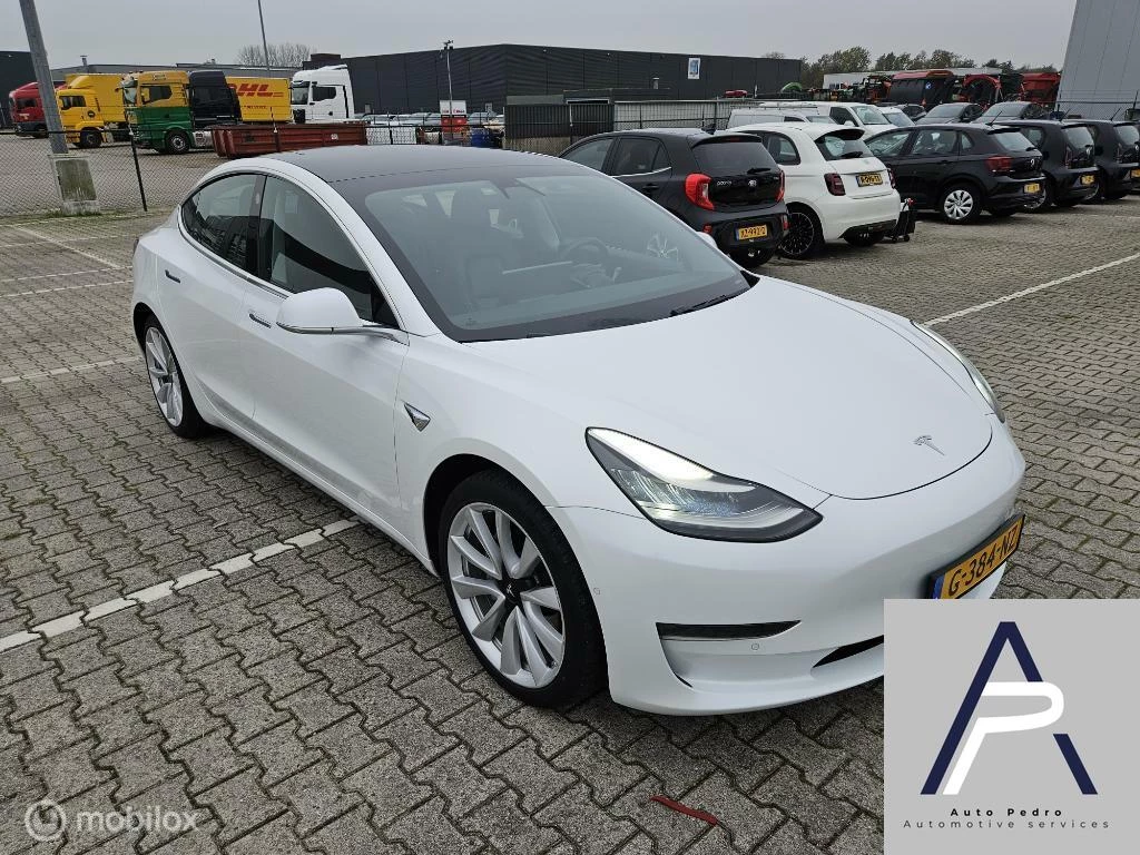 Hoofdafbeelding Tesla Model 3