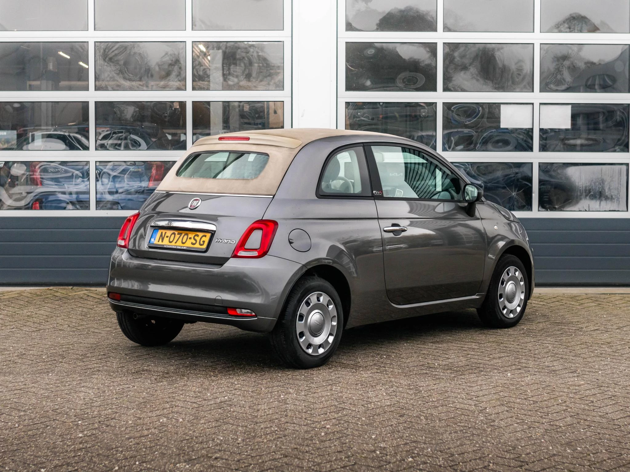 Hoofdafbeelding Fiat 500C