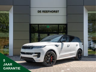 Hoofdafbeelding Land Rover Range Rover Sport Land Rover Range Rover Sport 3.0 P460e Dynamic HSE PHEV | 23" Gloss Black | Premium Upgrade Interior Pack | Towing Pack | Cold Climate Pack | Digitale LED | Massage