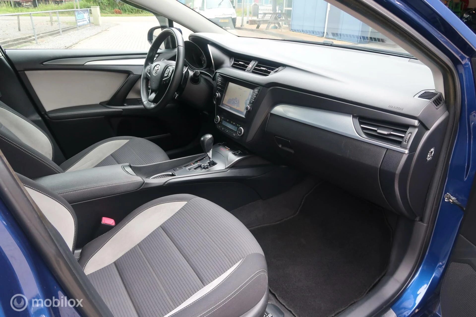 Hoofdafbeelding Toyota Avensis