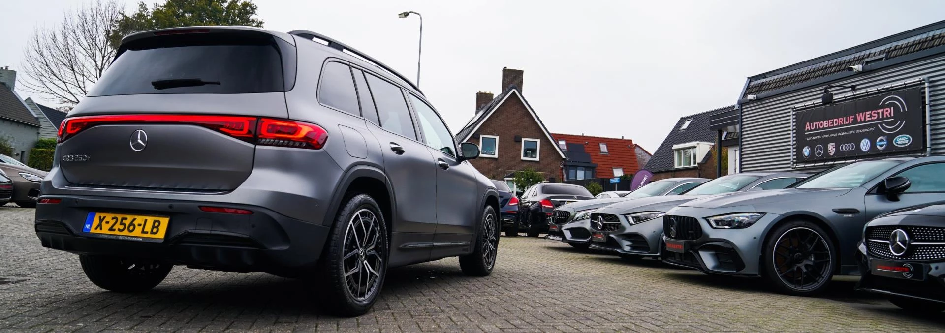 Hoofdafbeelding Mercedes-Benz EQB