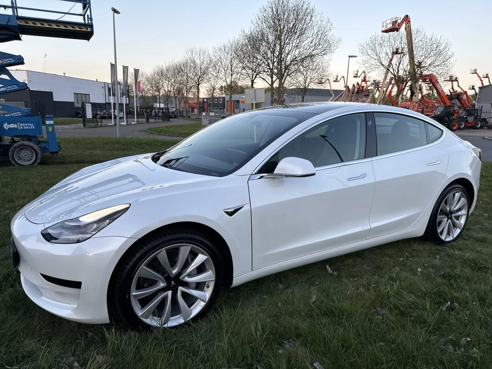 Hoofdafbeelding Tesla Model 3