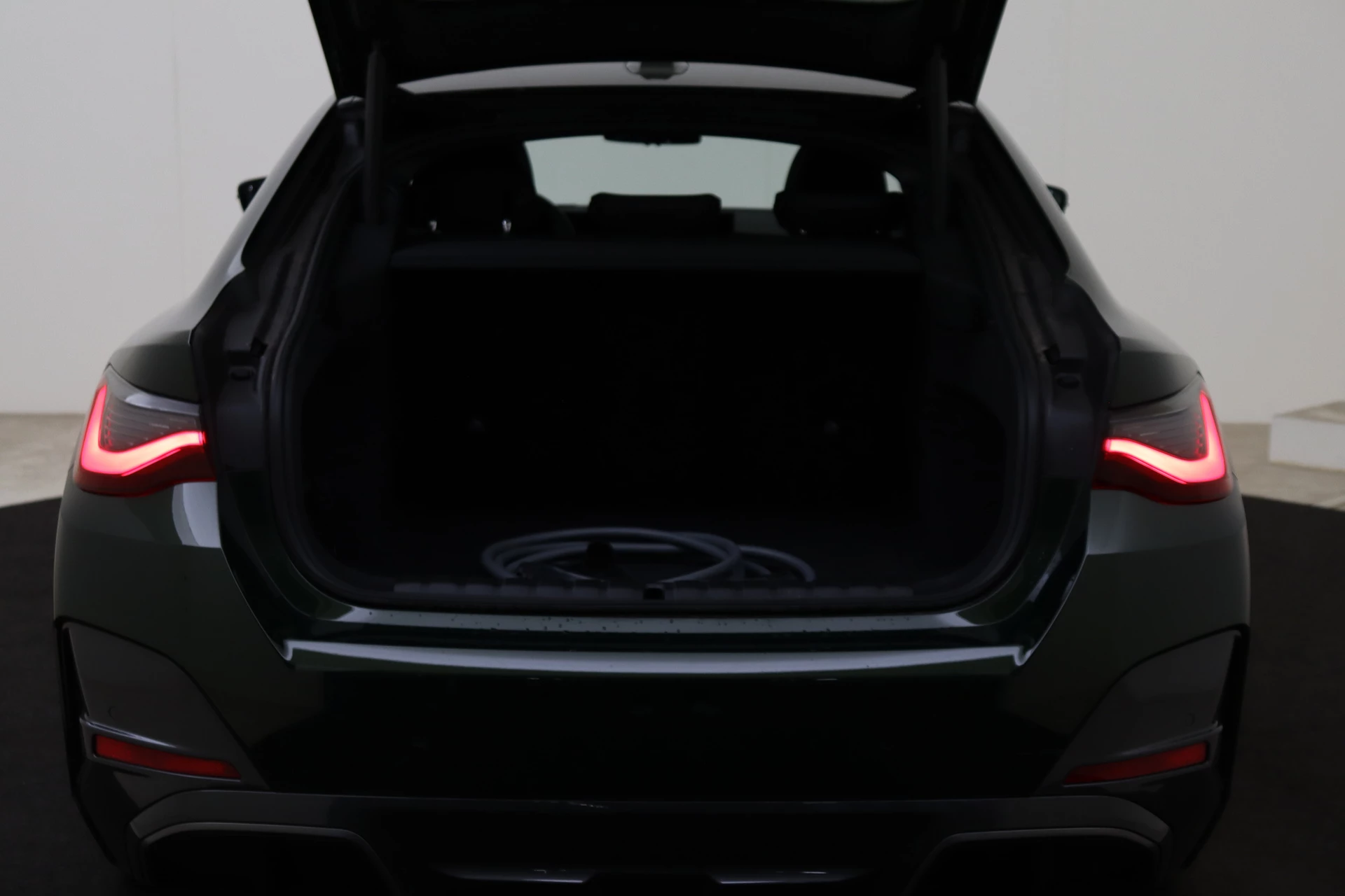 Hoofdafbeelding BMW i4