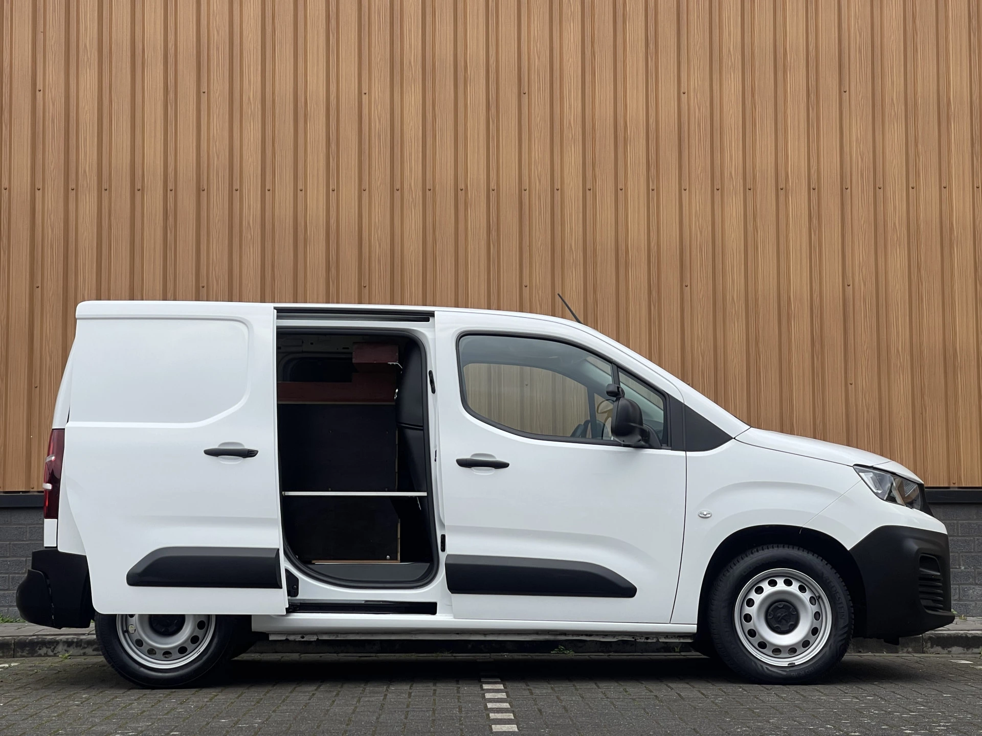 Hoofdafbeelding Peugeot Partner