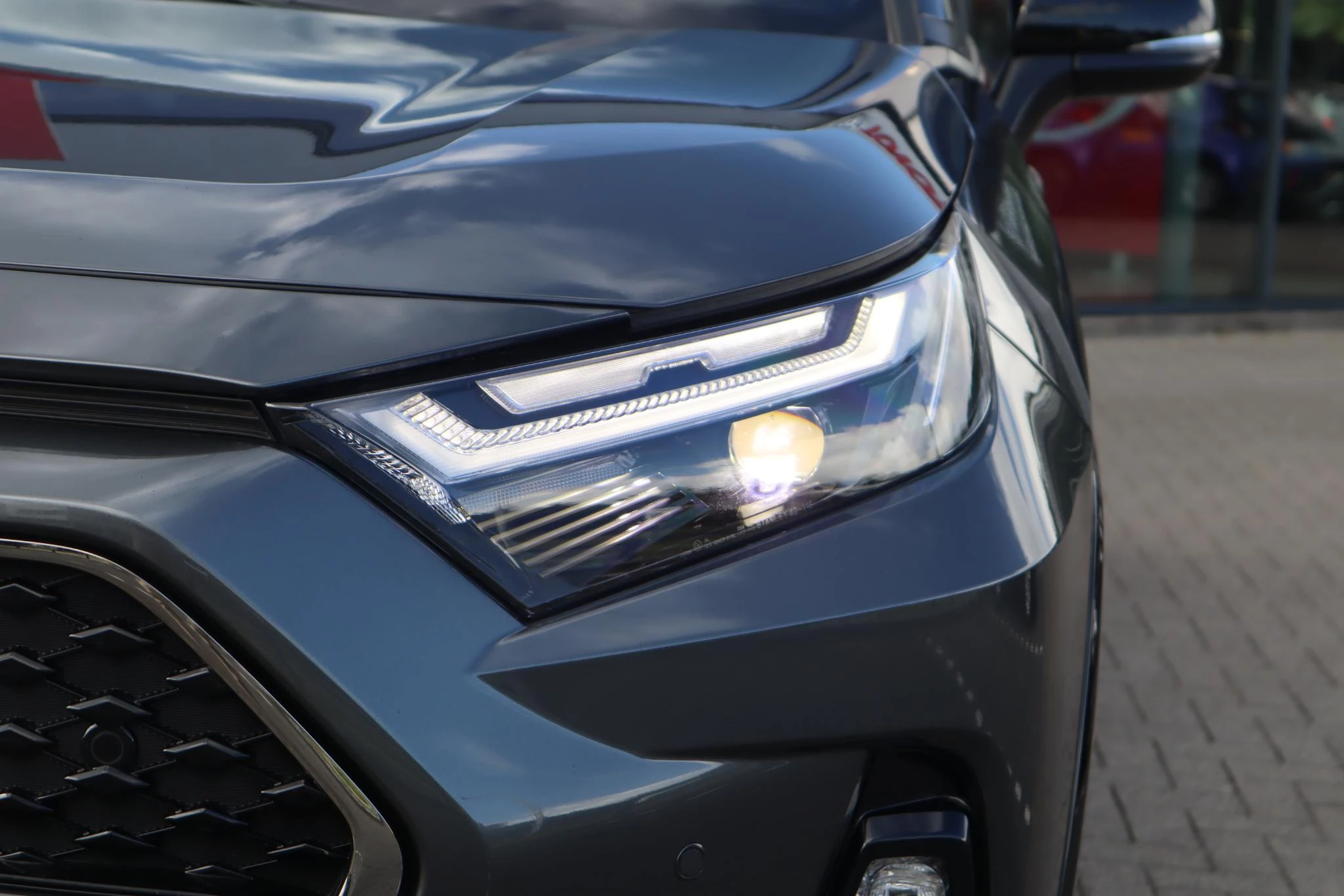 Hoofdafbeelding Toyota RAV4