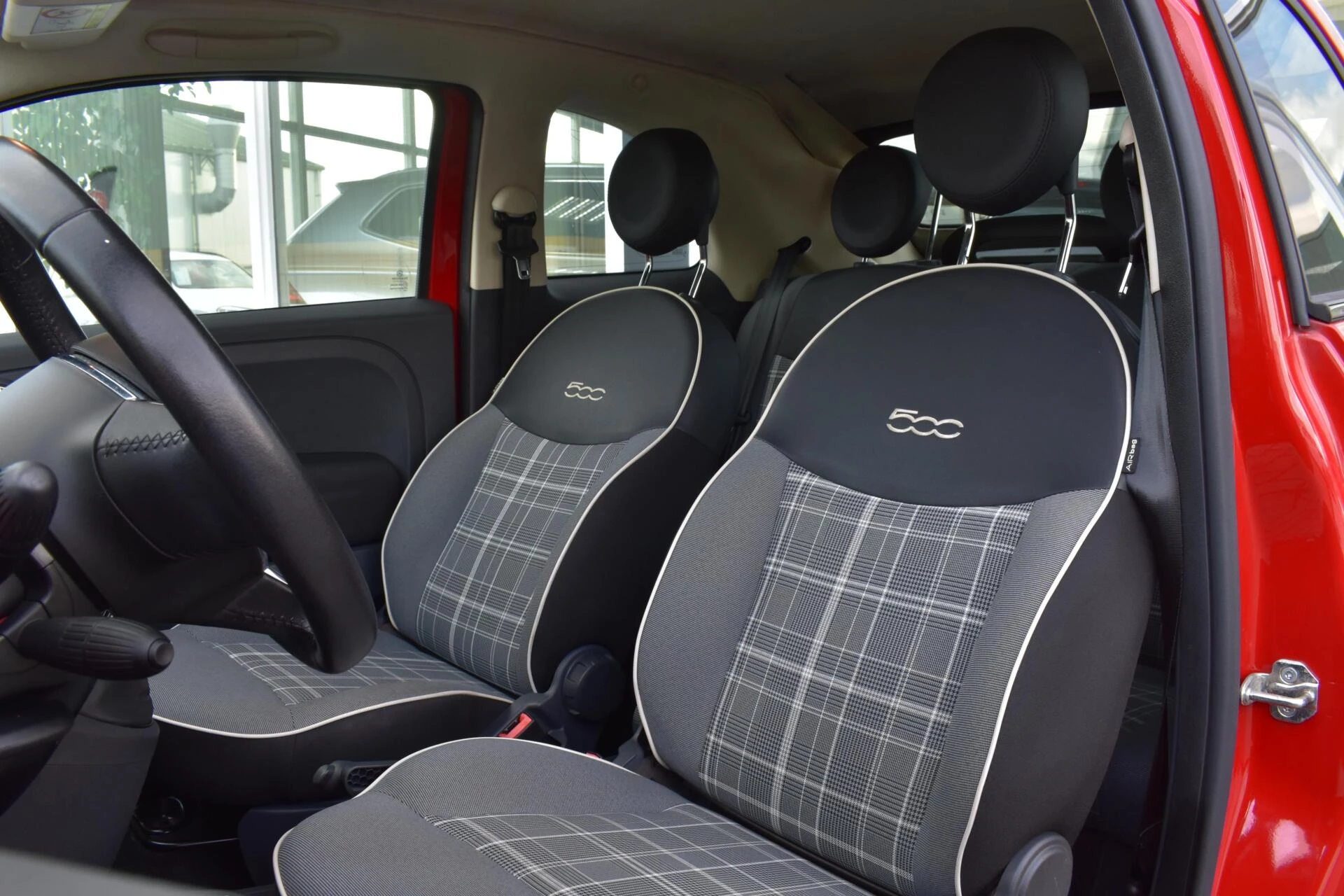 Hoofdafbeelding Fiat 500C