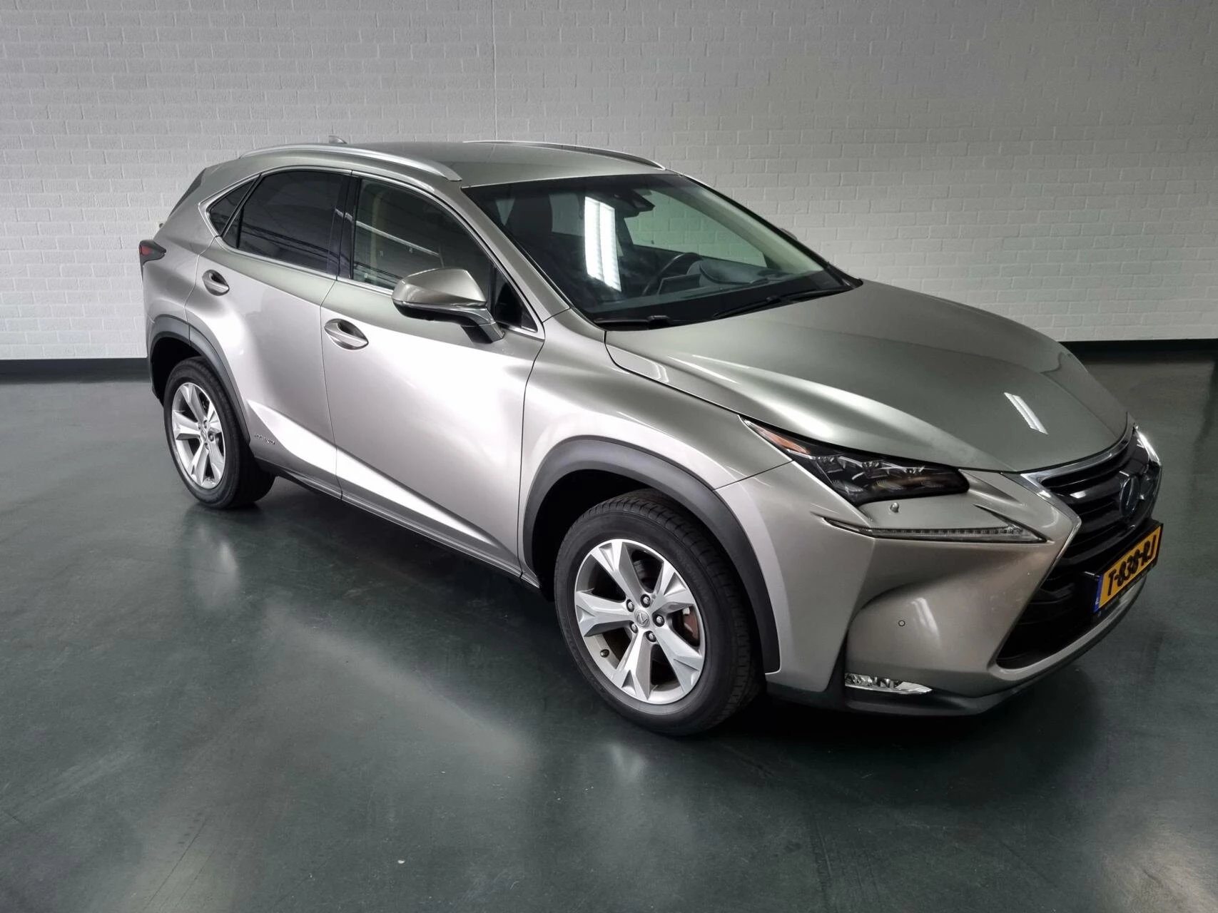 Hoofdafbeelding Lexus NX