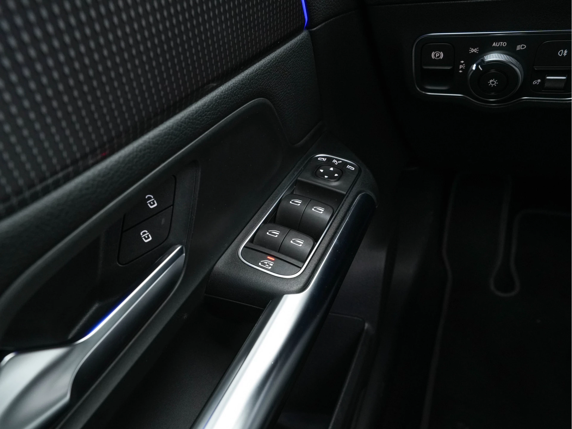 Hoofdafbeelding Mercedes-Benz EQA