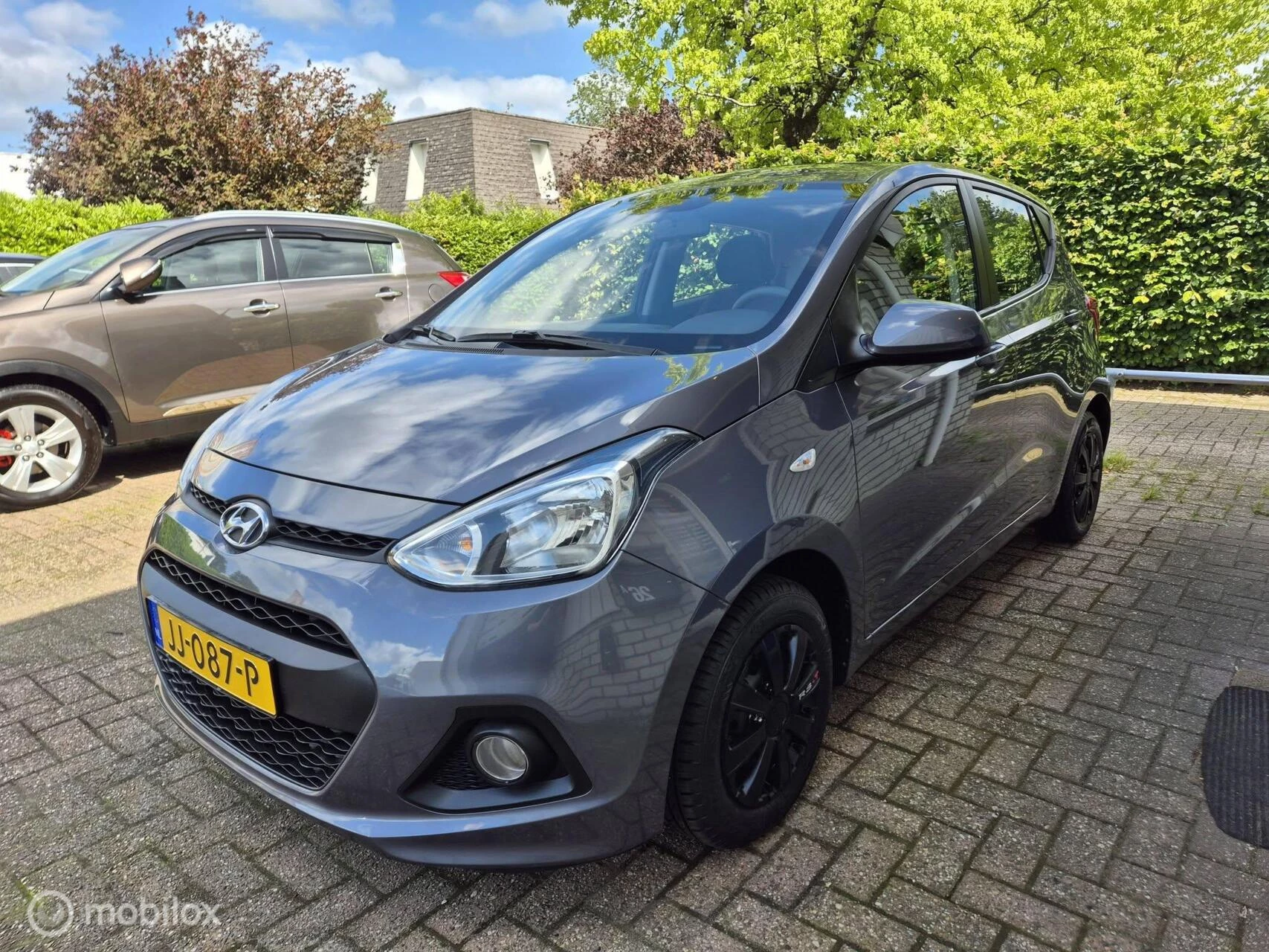 Hoofdafbeelding Hyundai i10