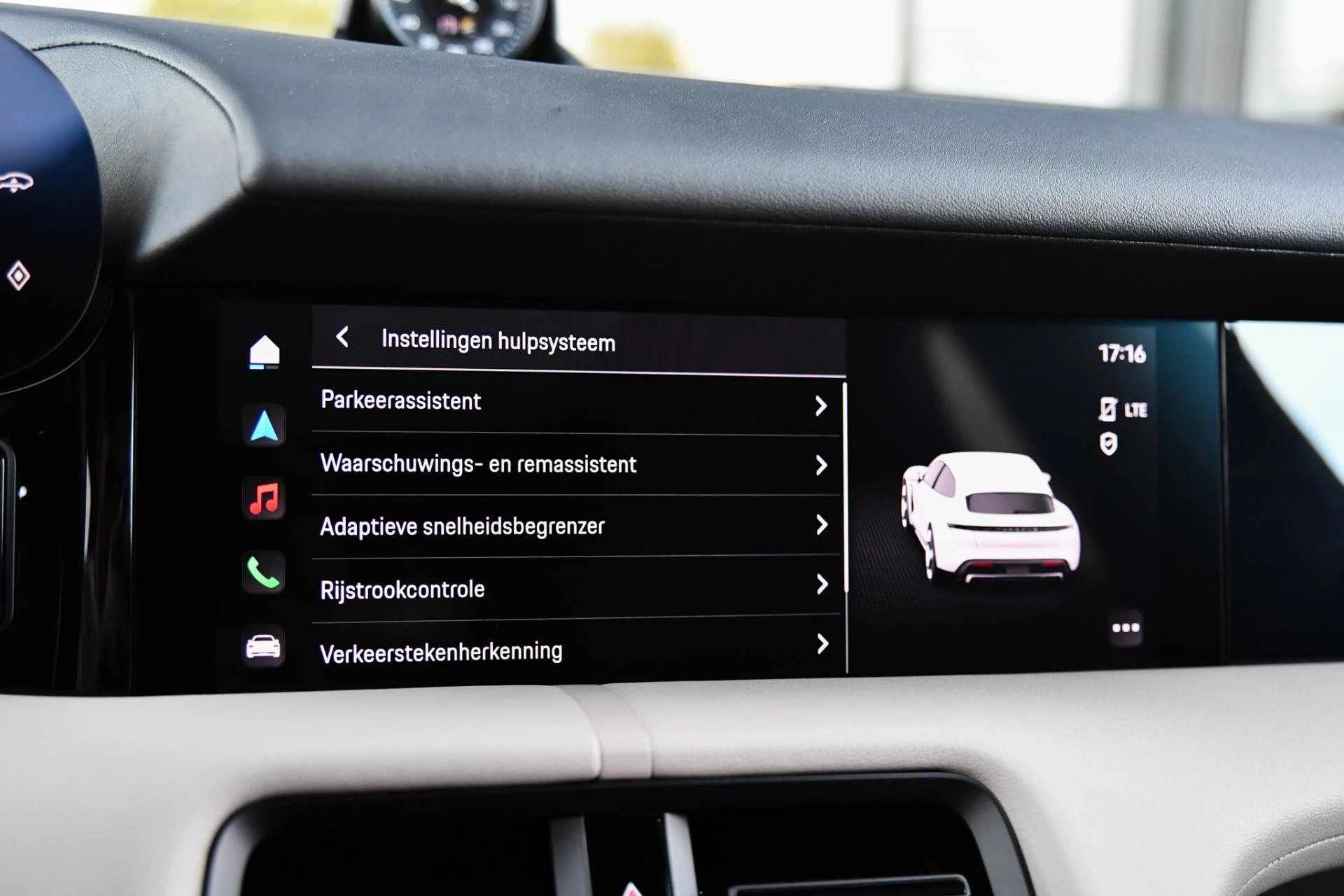 Hoofdafbeelding Porsche Taycan