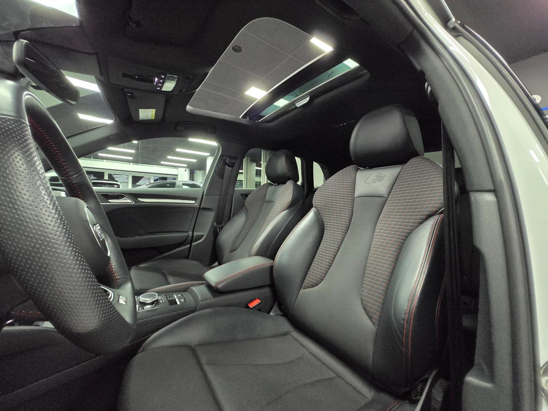 Hoofdafbeelding Audi S3