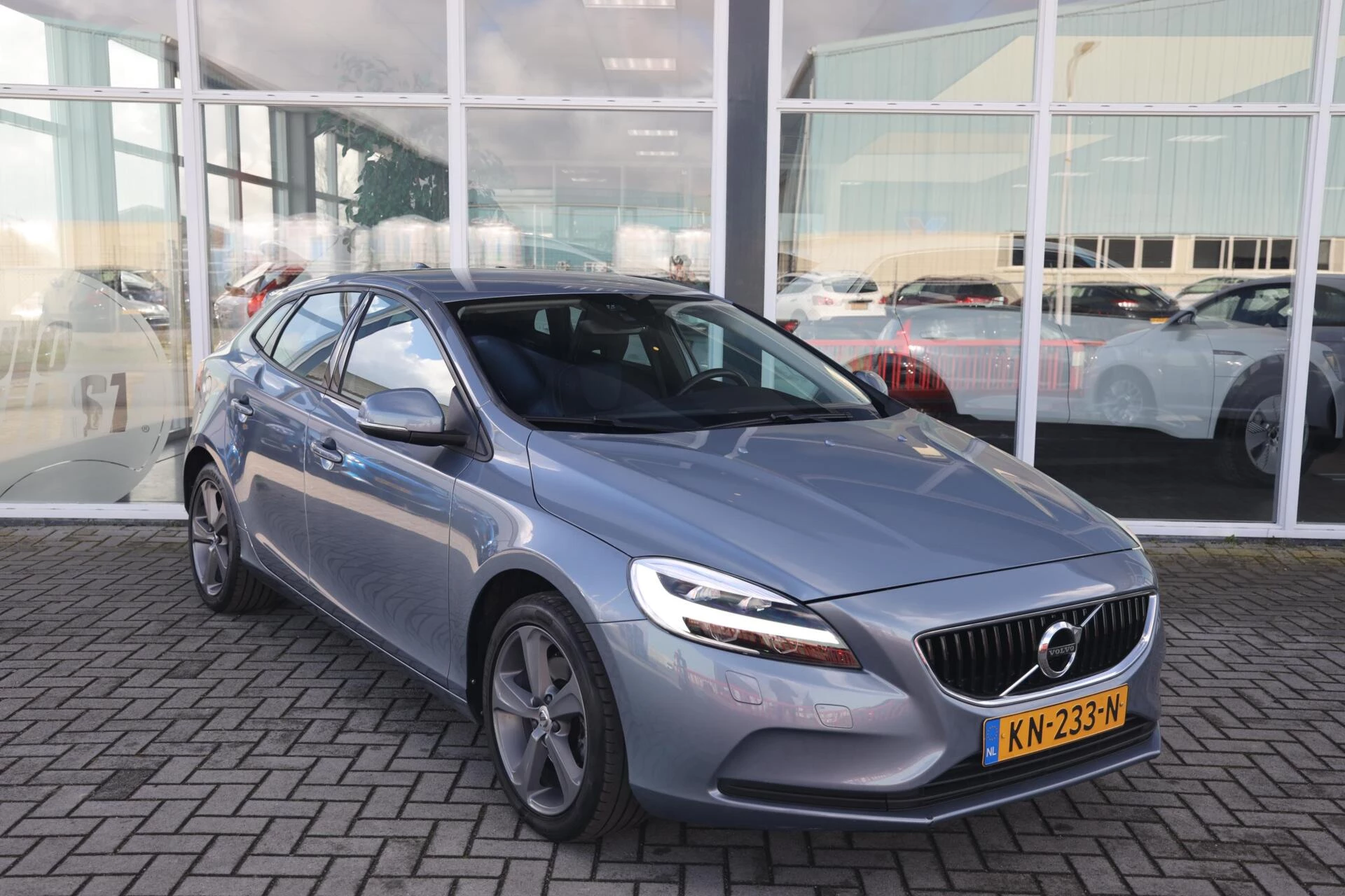 Hoofdafbeelding Volvo V40