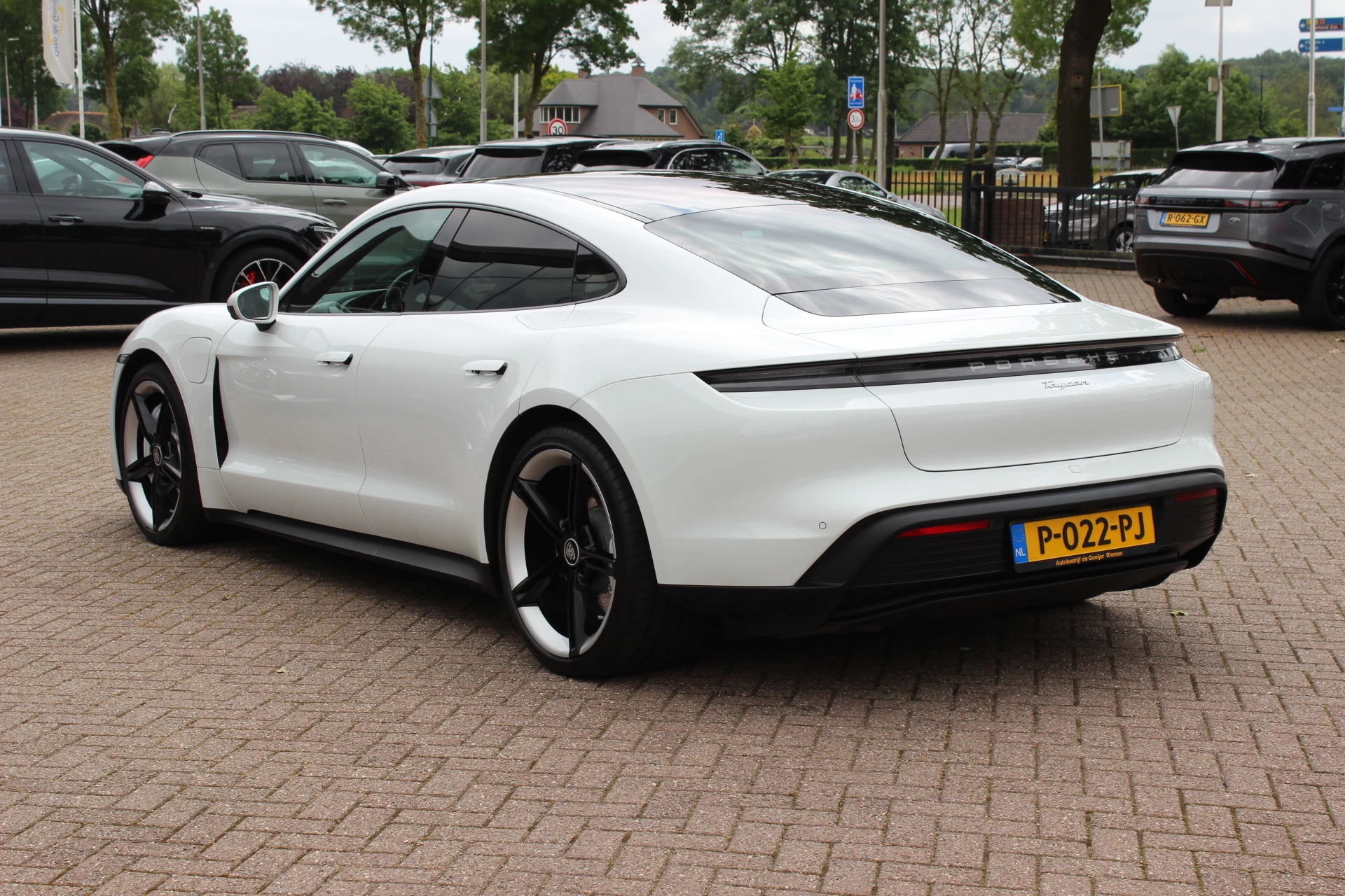 Hoofdafbeelding Porsche Taycan