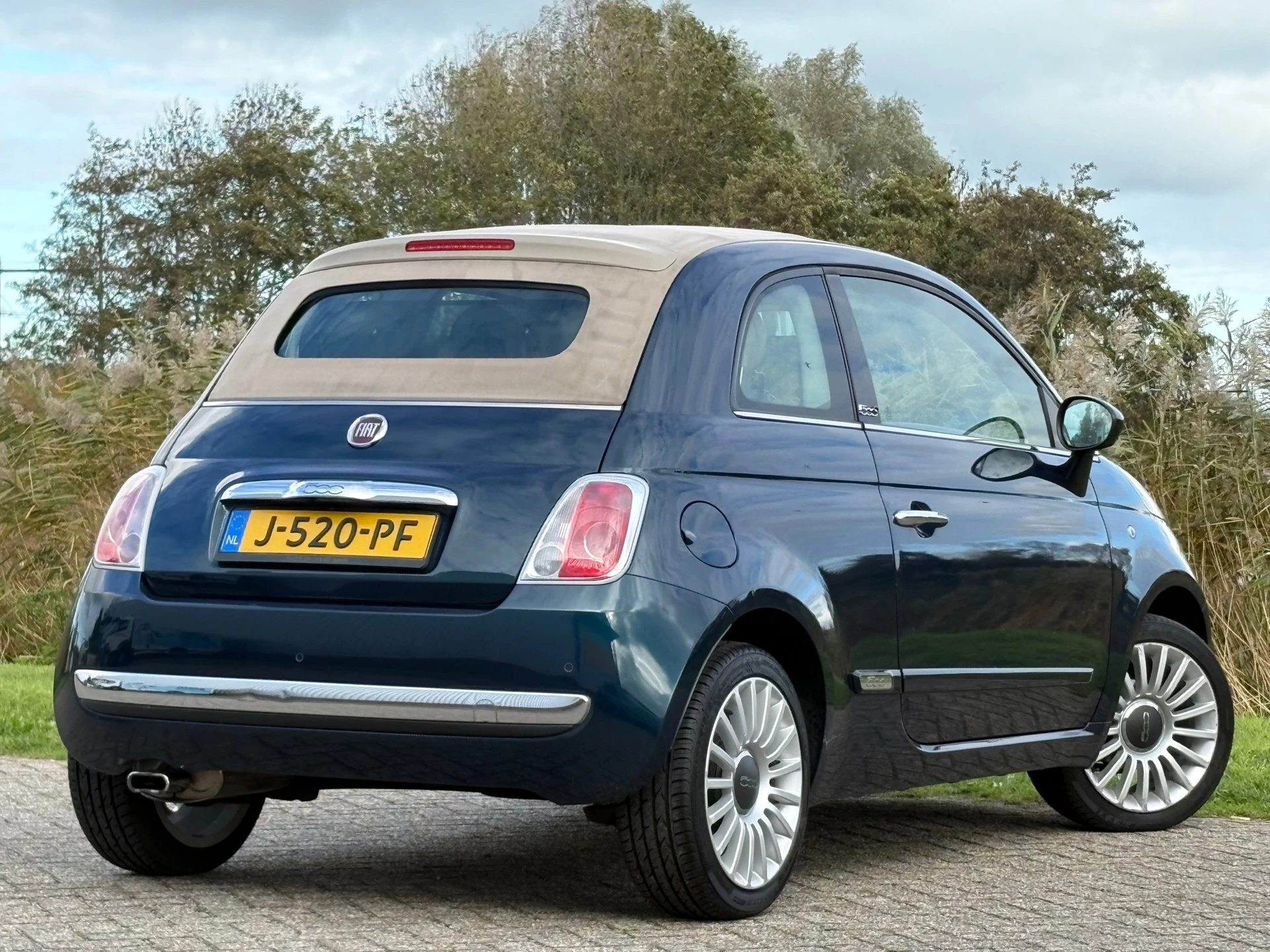 Hoofdafbeelding Fiat 500C