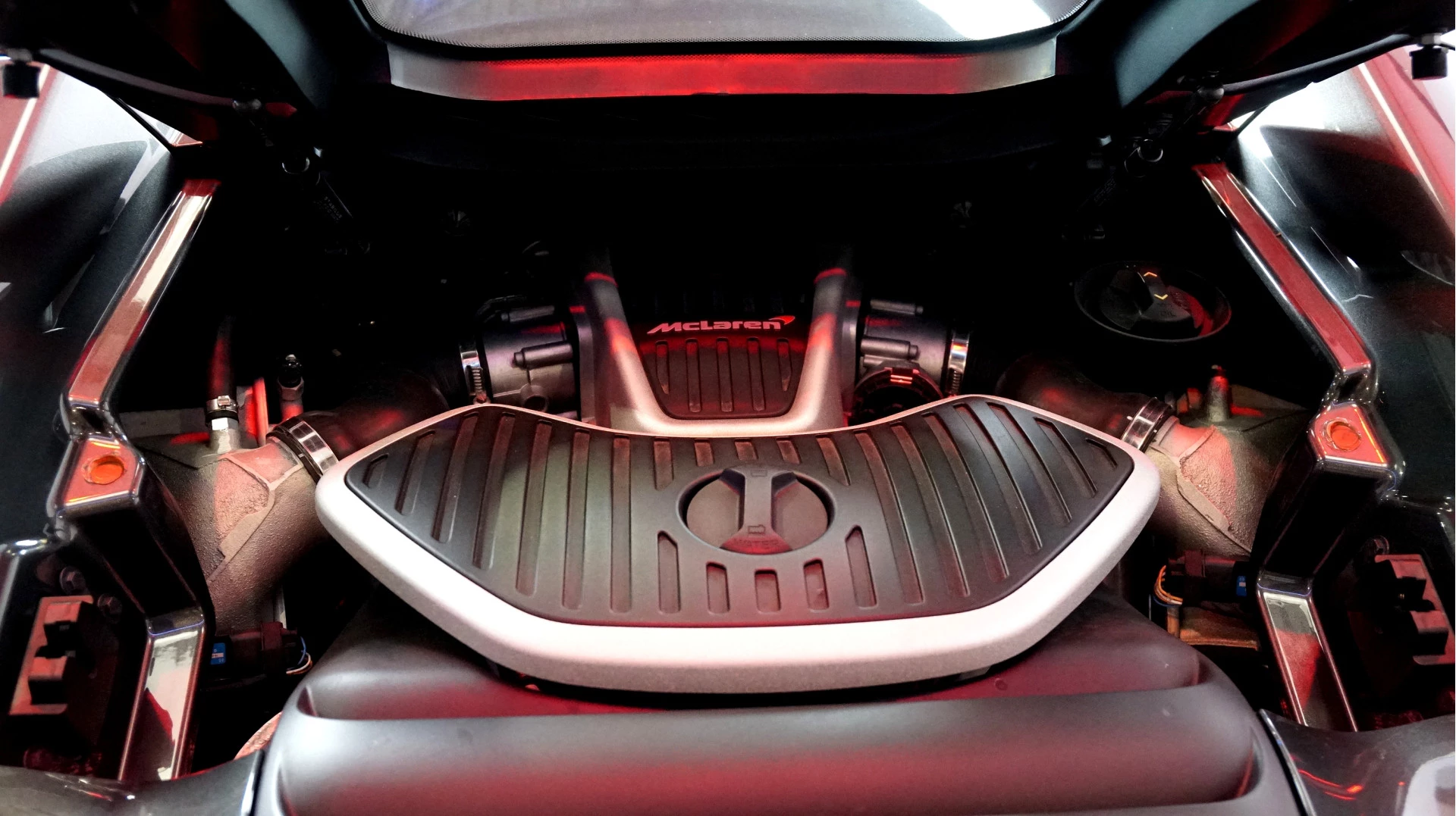 Hoofdafbeelding McLaren 650S