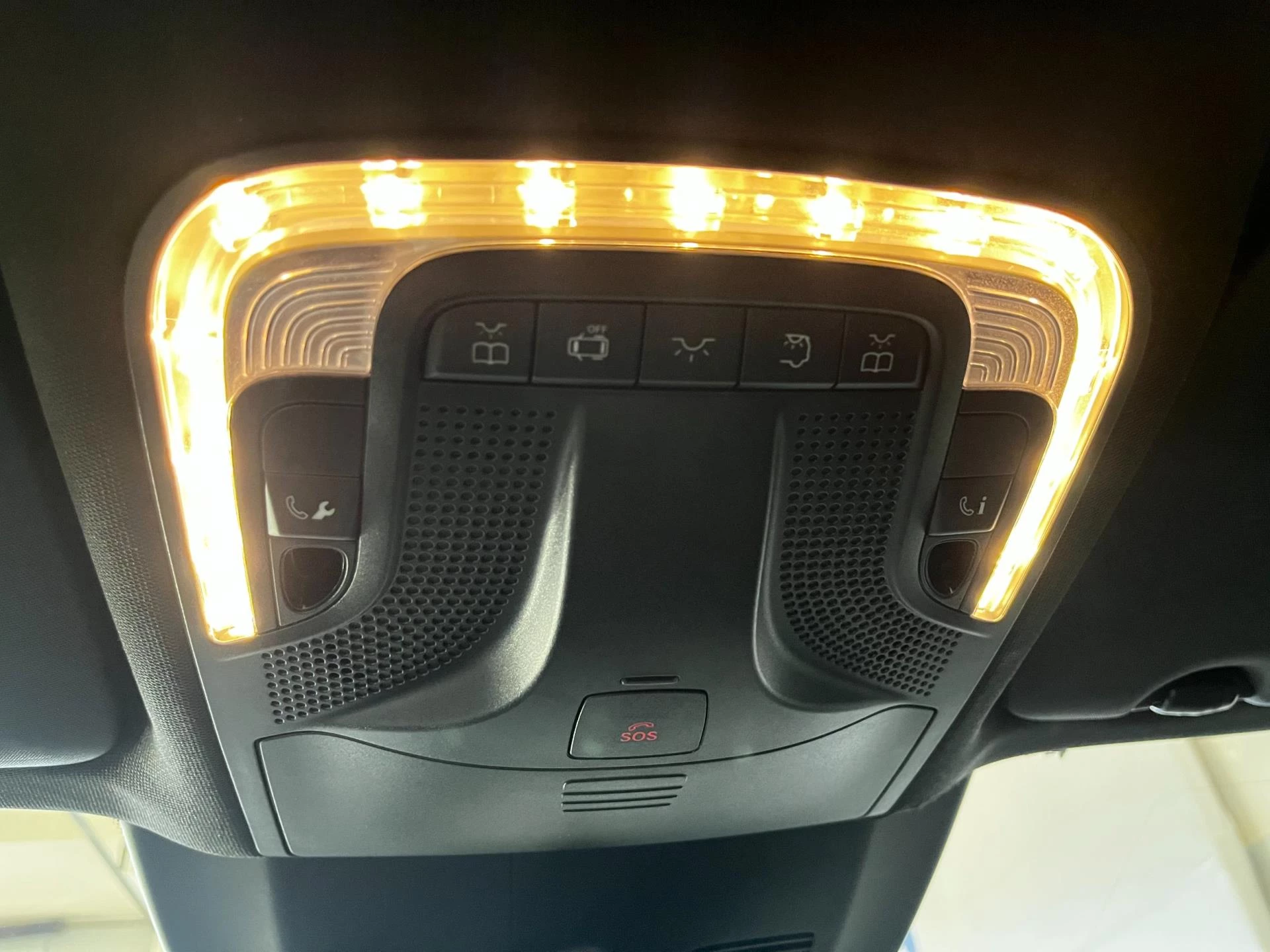 Hoofdafbeelding Mercedes-Benz EQV