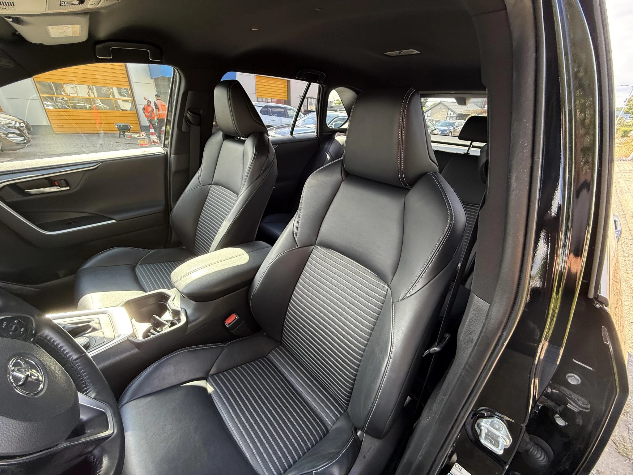 Hoofdafbeelding Toyota RAV4