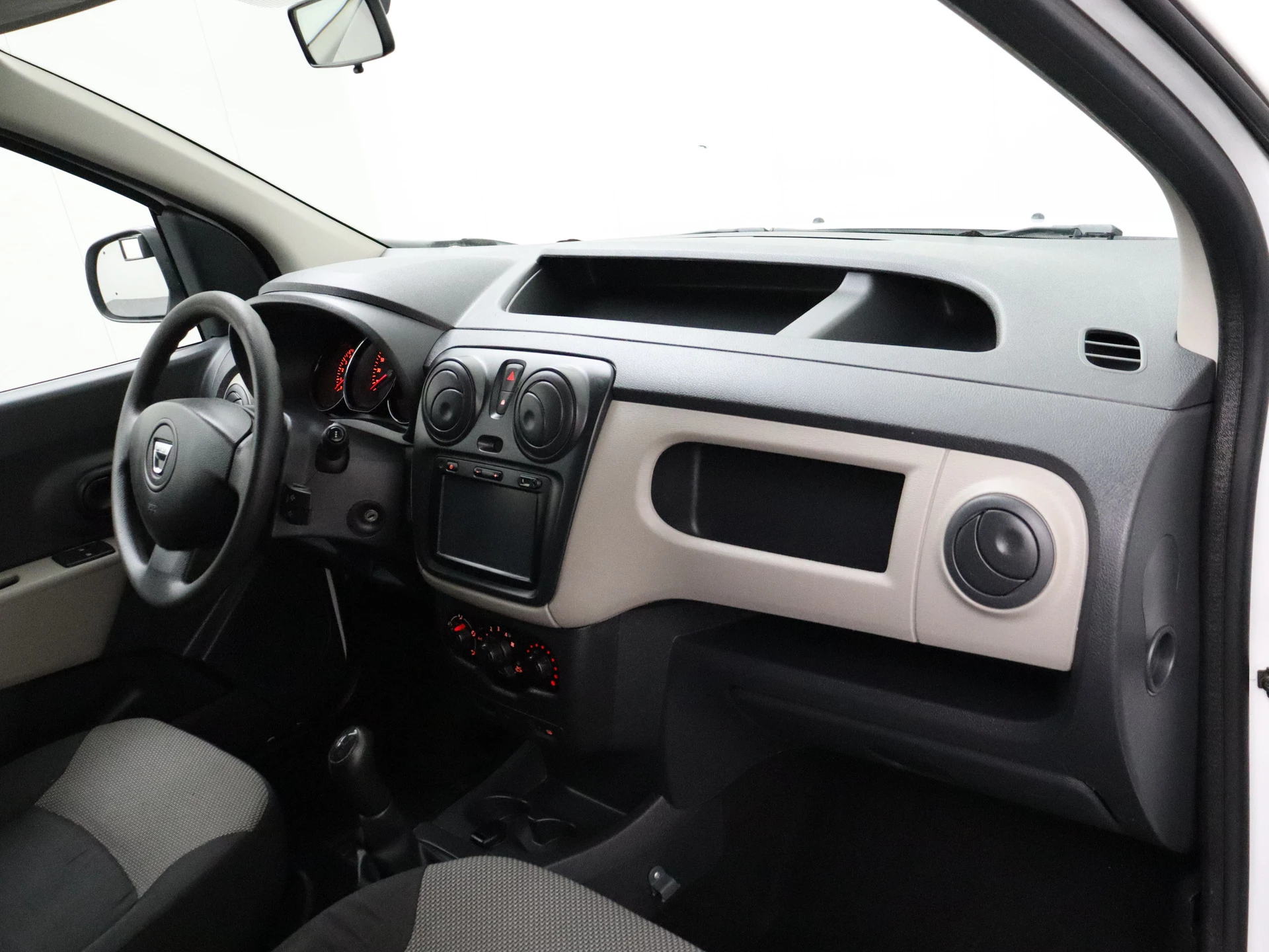 Hoofdafbeelding Dacia Dokker