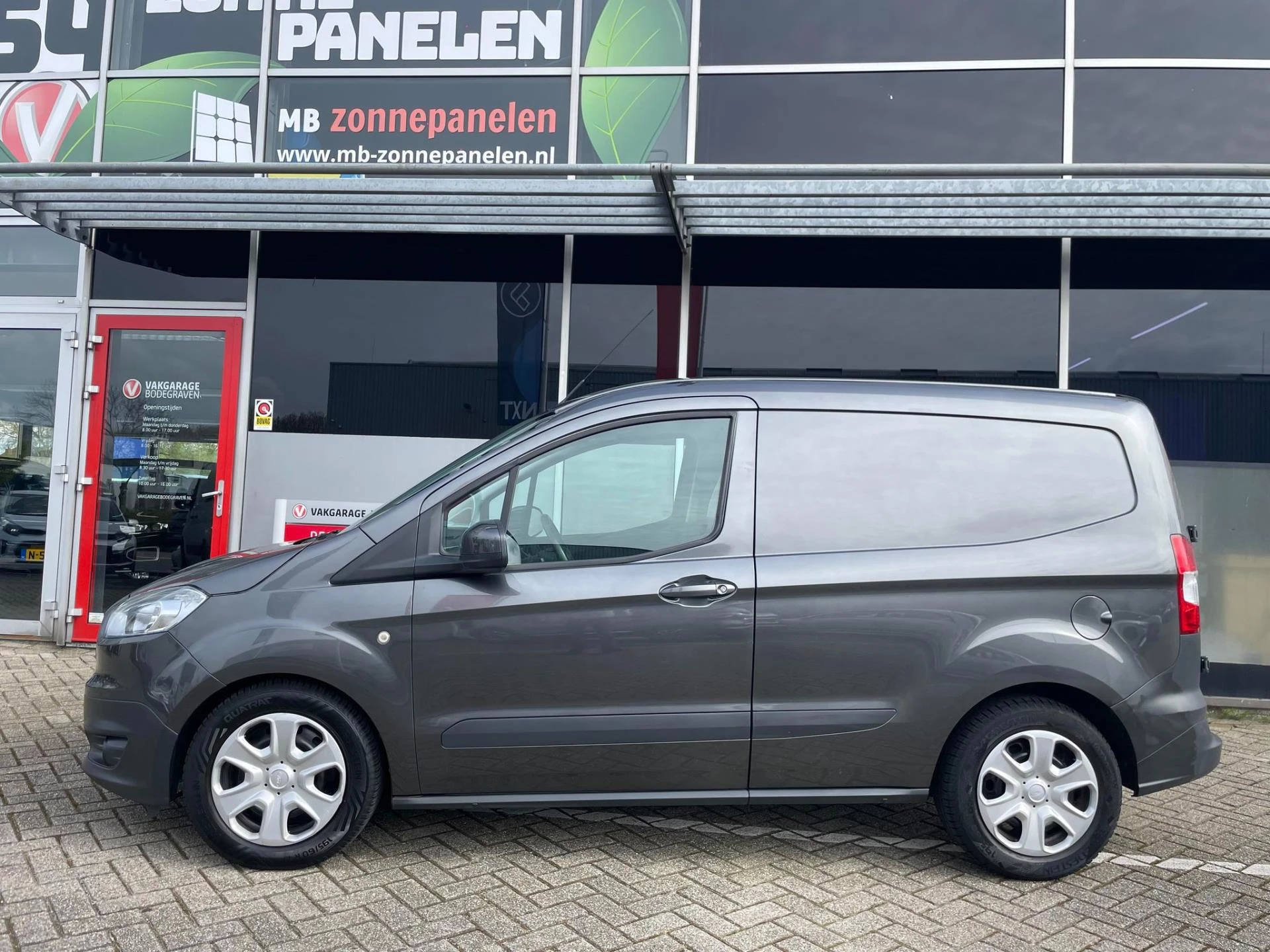 Hoofdafbeelding Ford Transit Courier