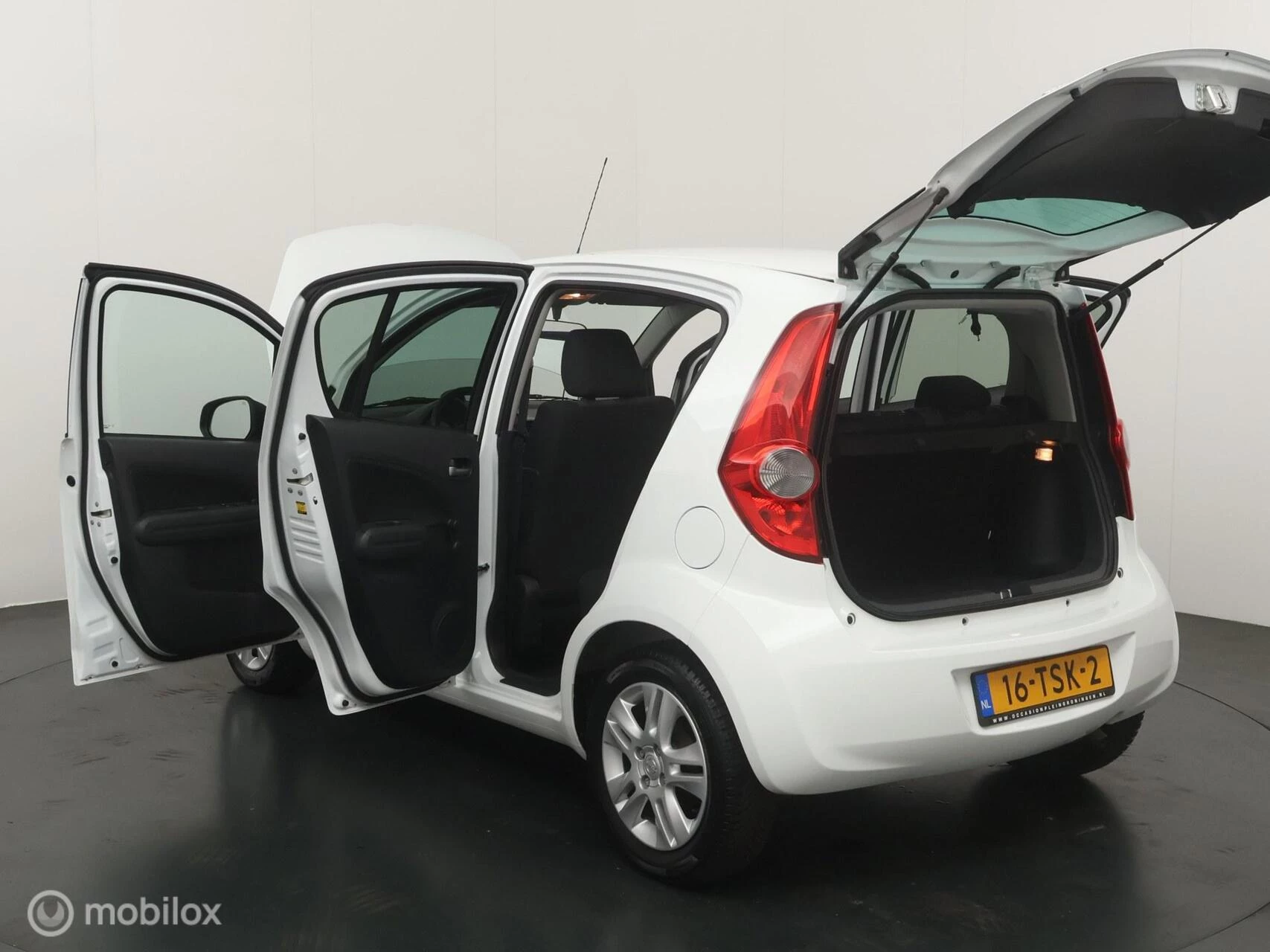 Hoofdafbeelding Opel Agila