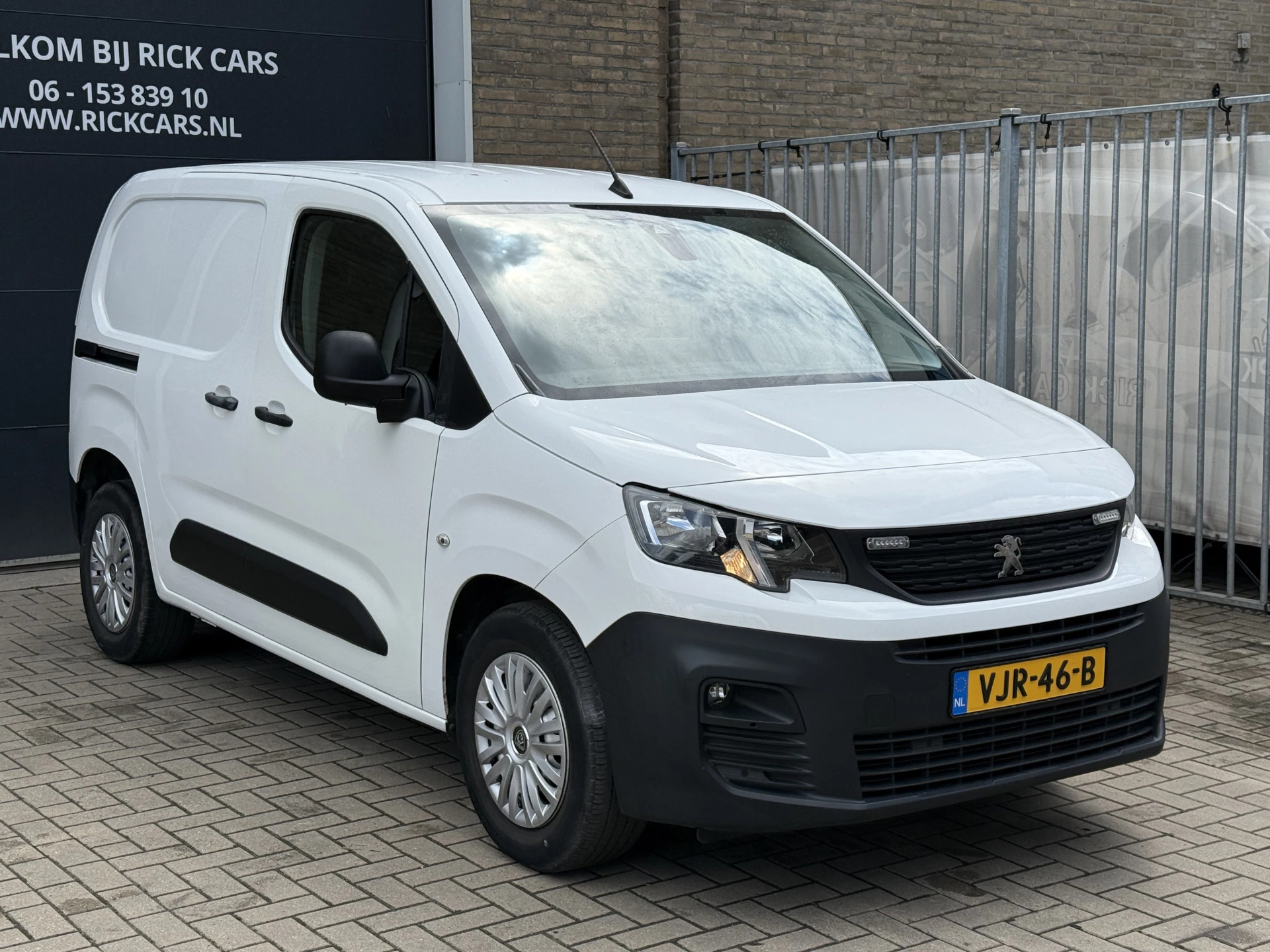 Hoofdafbeelding Peugeot Partner