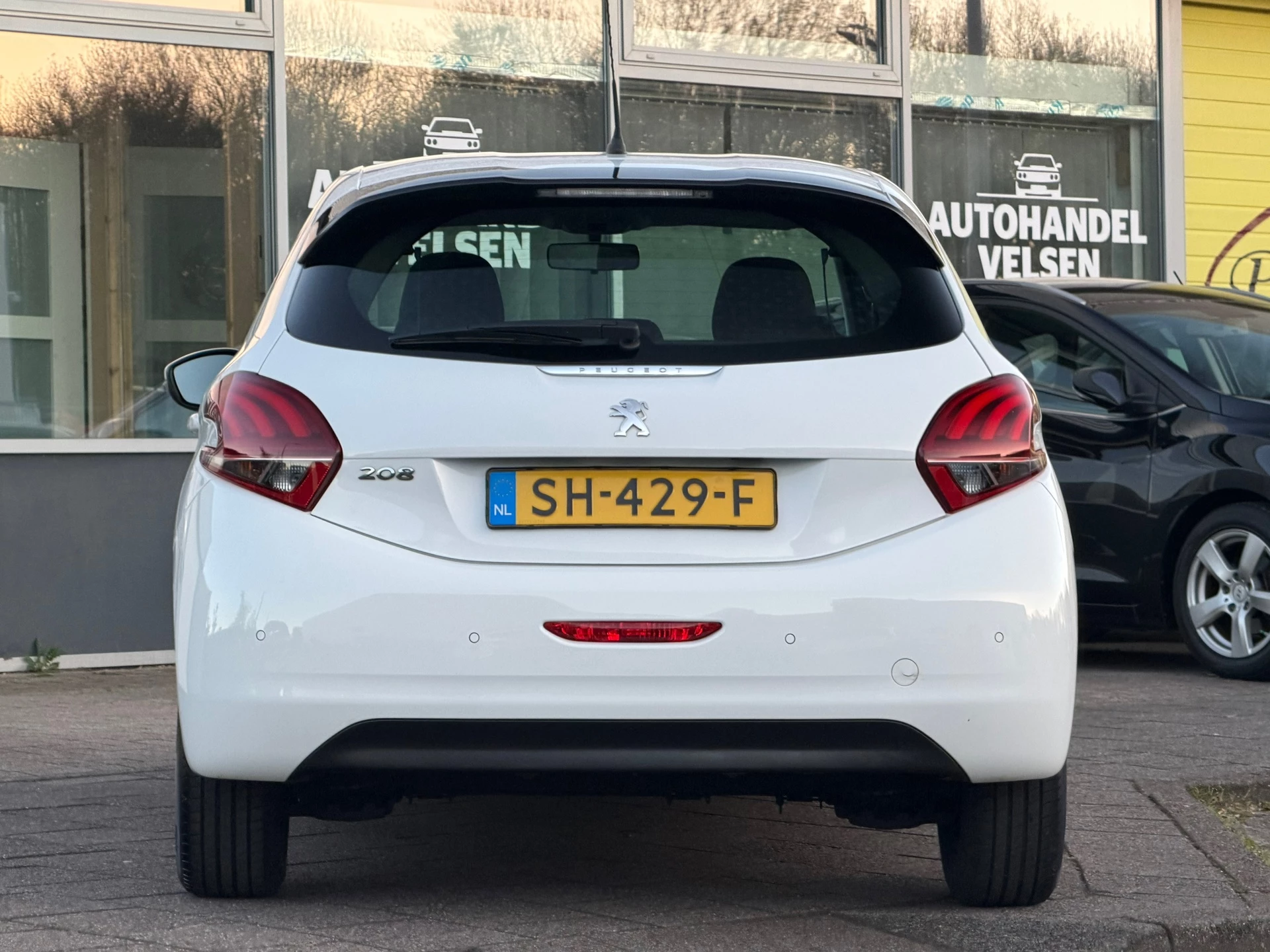 Hoofdafbeelding Peugeot 208