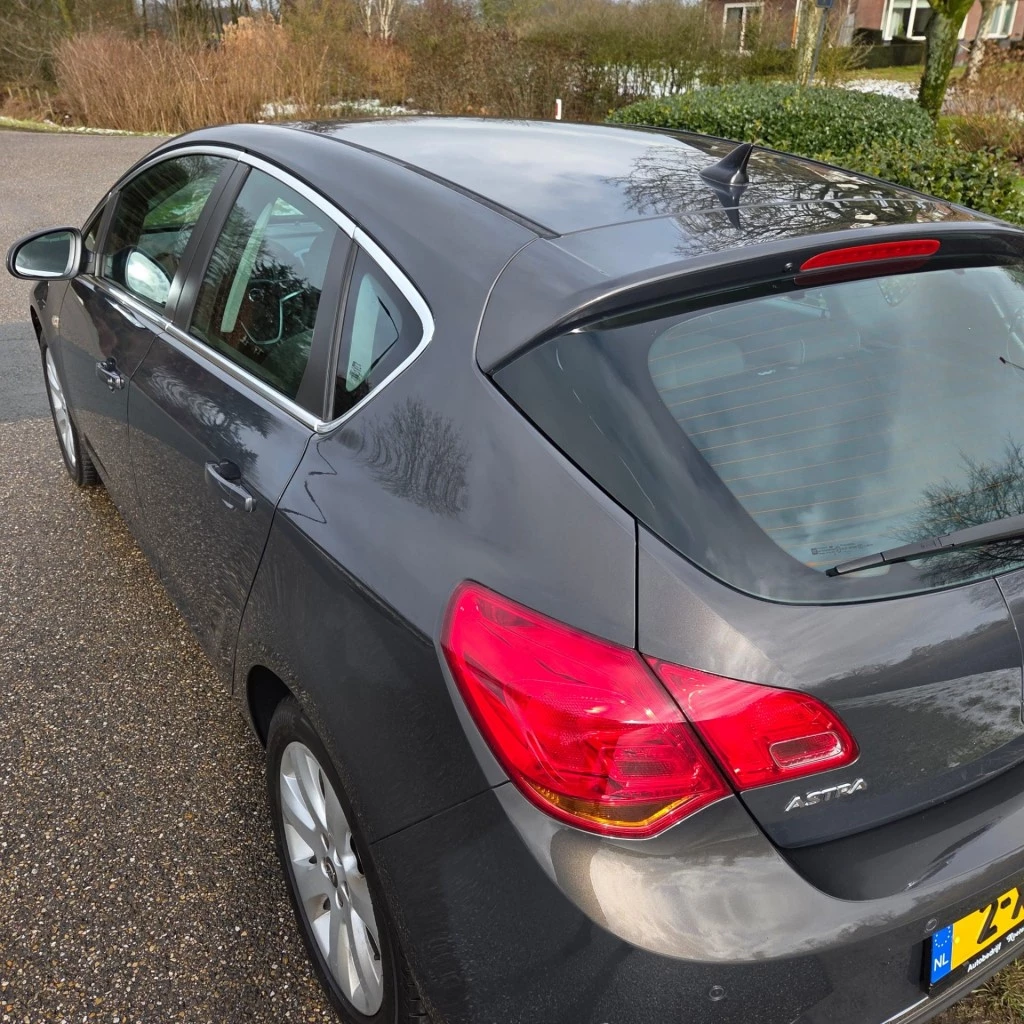 Hoofdafbeelding Opel Astra