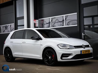 Volkswagen Golf 1.5 TSI R-Line DSG | CARPLAY | ADAPTIVE CRUISE | STOELVERWARMING | ISOFIX