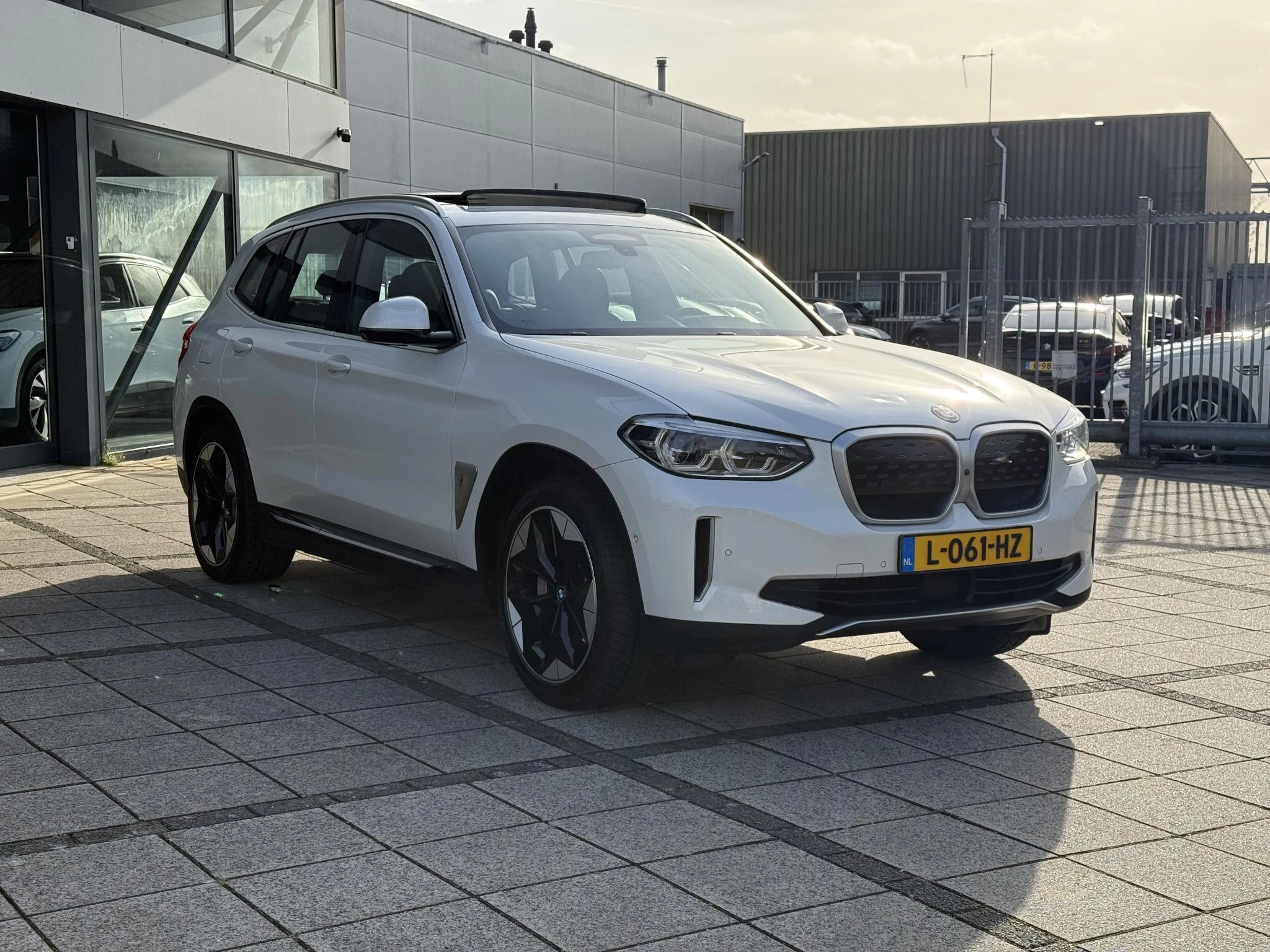 Hoofdafbeelding BMW iX3