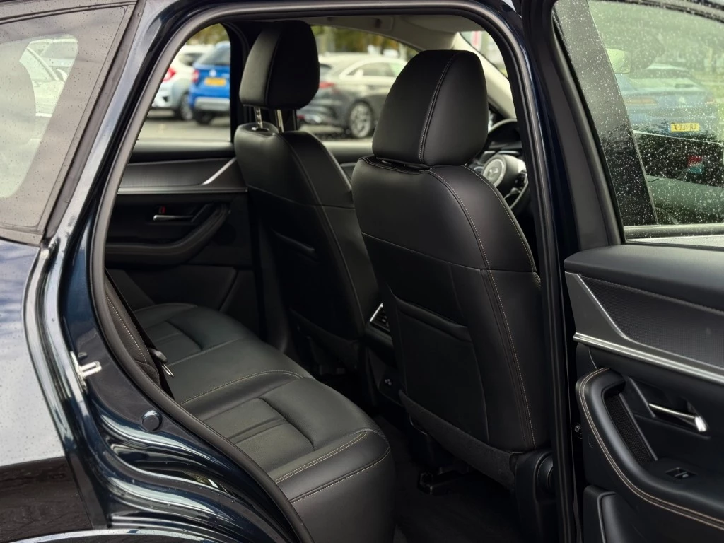 Hoofdafbeelding Mazda CX-60