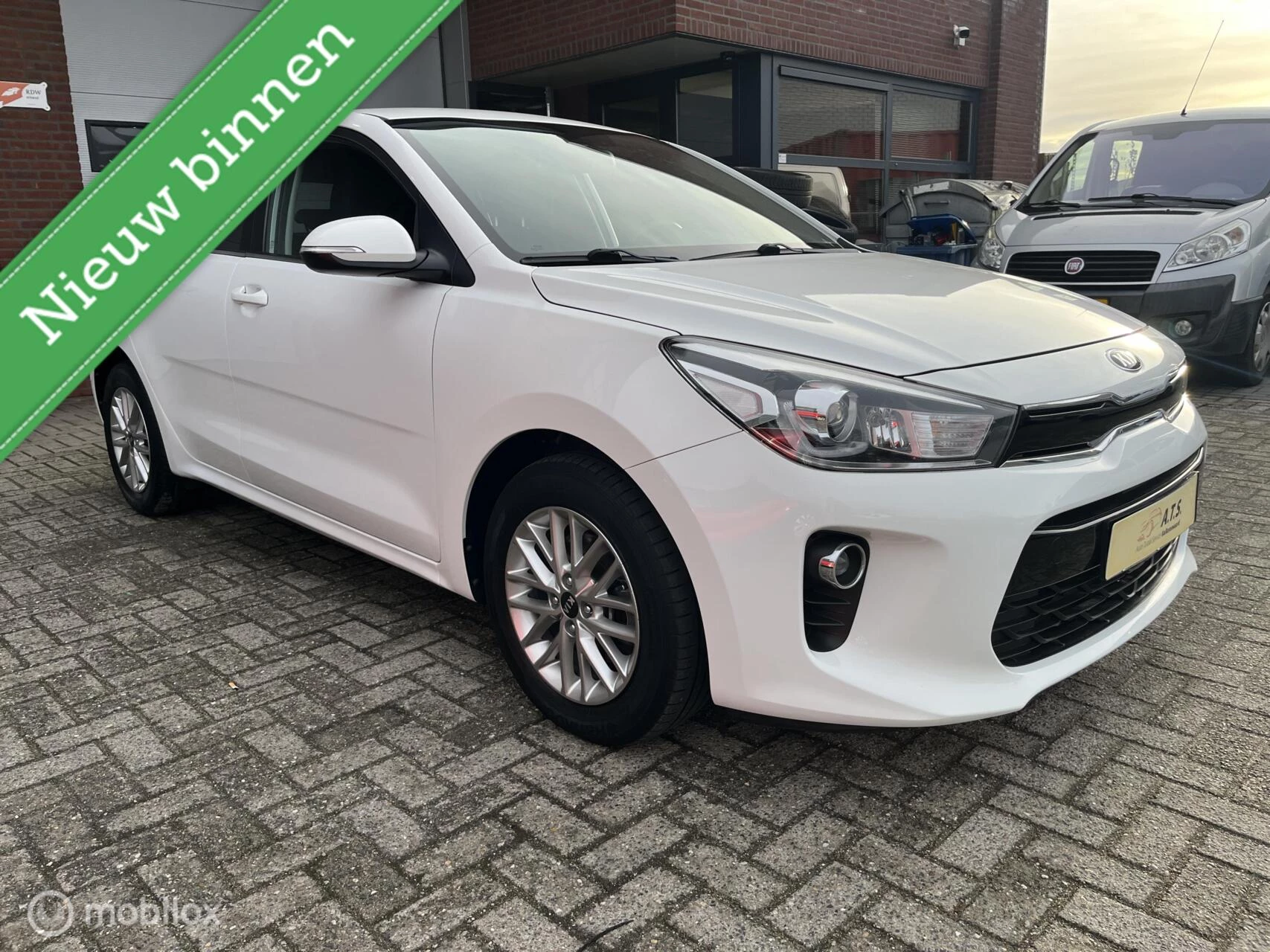 Hoofdafbeelding Kia Rio