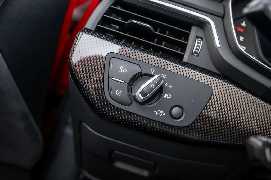 Hoofdafbeelding Audi S4