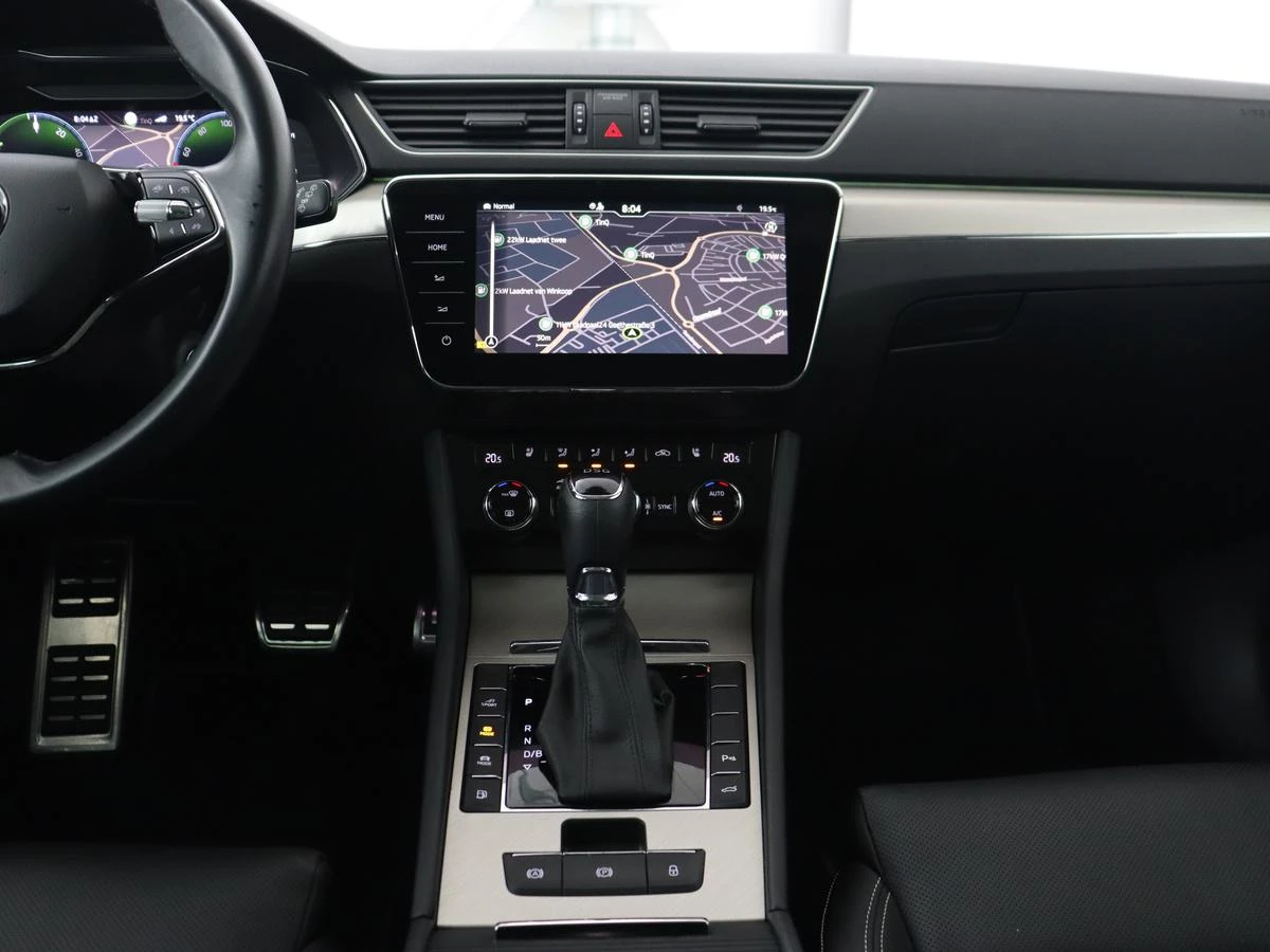 Hoofdafbeelding Škoda Superb