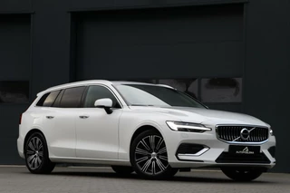 Volvo V60 2.0 T6 Recharge AWD Inscription Expr. Adaptiv Cruise Trekhaak Camera Carplay Chroom Stoel/stuur verw. 88000km Plugin BJ2021