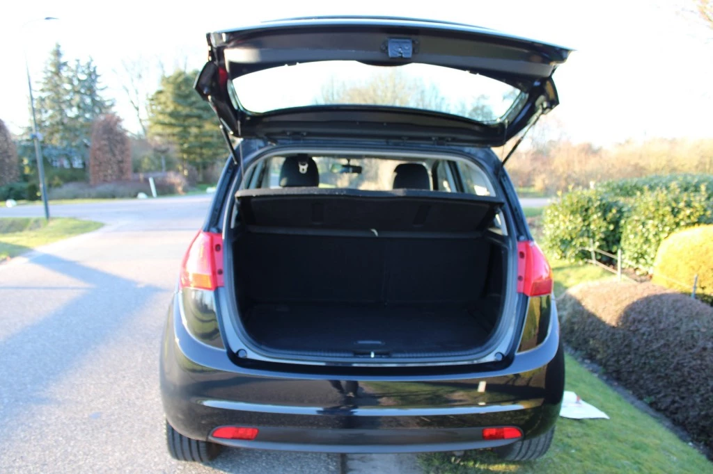 Hoofdafbeelding Kia Venga