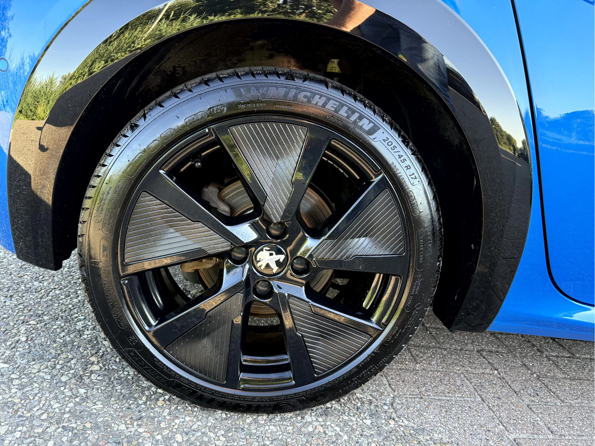 Hoofdafbeelding Peugeot e-208