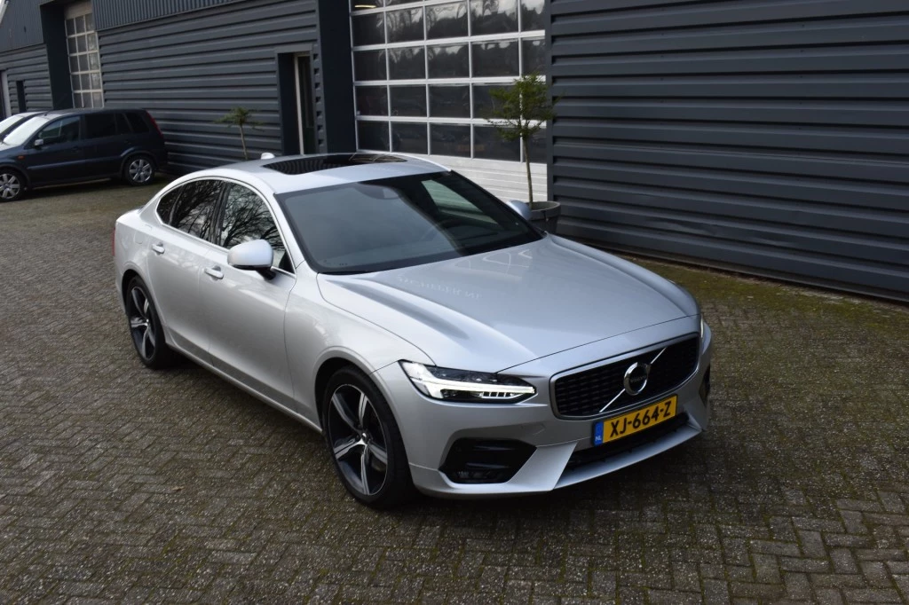 Hoofdafbeelding Volvo S90