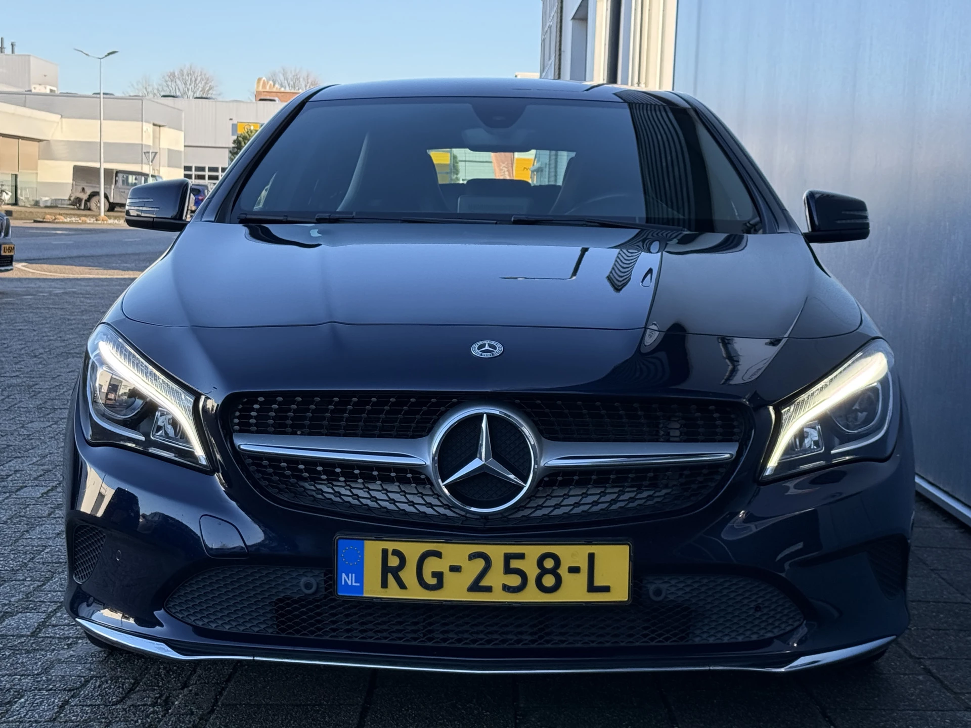 Hoofdafbeelding Mercedes-Benz CLA