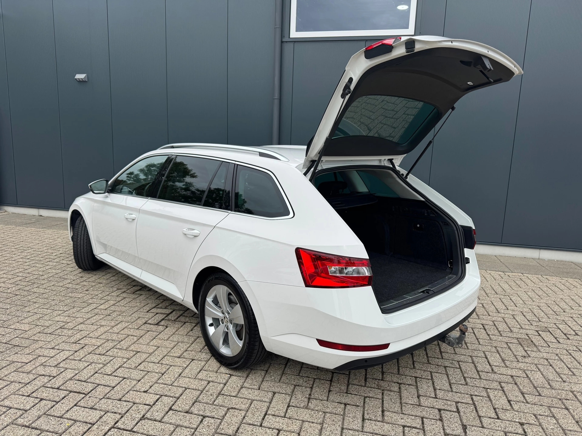 Hoofdafbeelding Škoda Superb